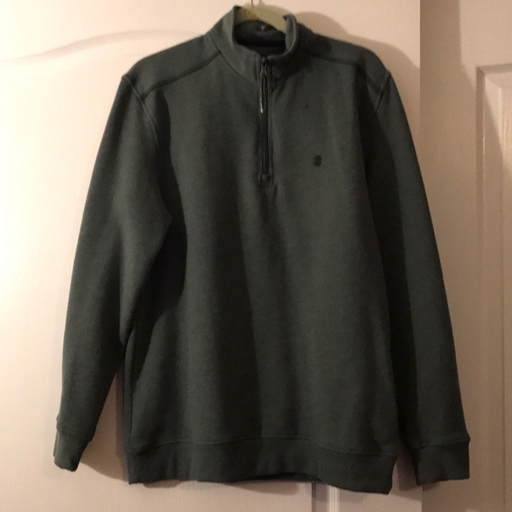 Izod men’s 1/4 zip pull over